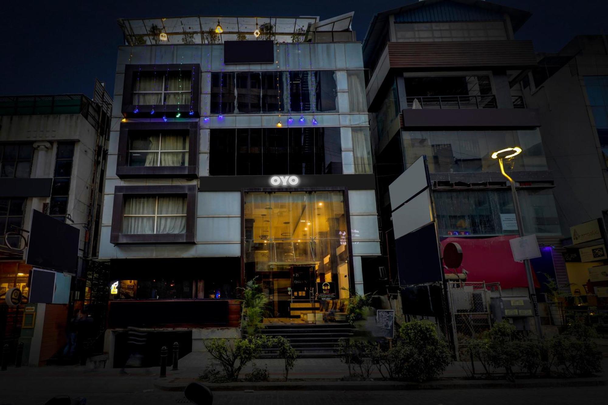 Collection O 29 Church'S Inn Near Cubbon Park Bangalore Esterno foto