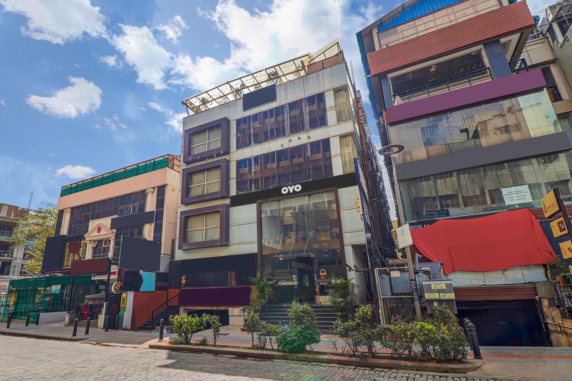 Collection O 29 Church'S Inn Near Cubbon Park Bangalore Esterno foto