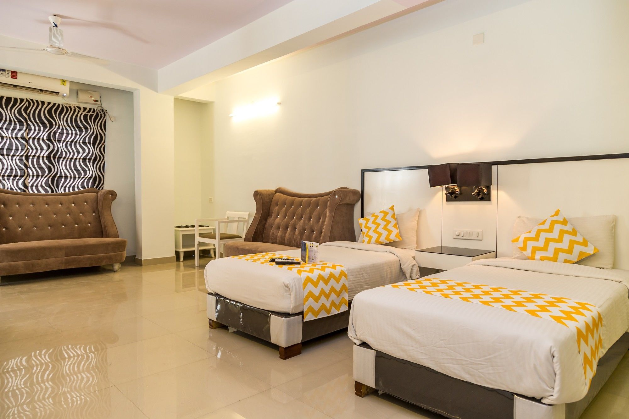 Collection O 29 Church'S Inn Near Cubbon Park Bangalore Esterno foto